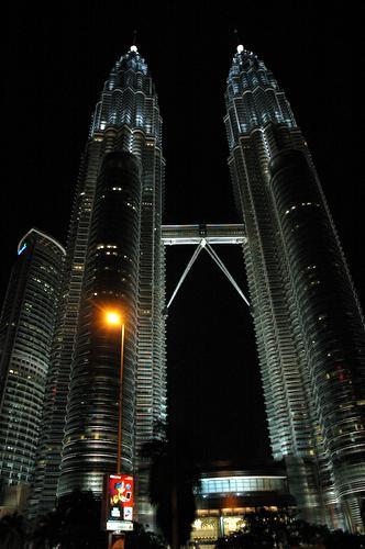 petronasnight.jpg